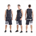 2017 neue Modell Basketball tragen atmungsaktives Mesh beliebte Basketball-Uniform auf den Verkauf